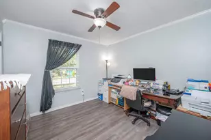 3010 Windsor Cir, Crestview, FL 32539 - Photo 11