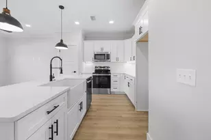 710 Dale Pl, Fort Walton Beach, FL 32547 - Photo 7