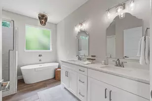 8306 Vickie St, Pensacola, FL 32514 - Photo 65