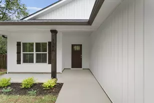 8306 Vickie St, Pensacola, FL 32514 - Photo 3