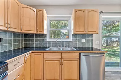 309 Cloverdale Boulevard, Fort Walton Beach, FL 32547 - Photo 19