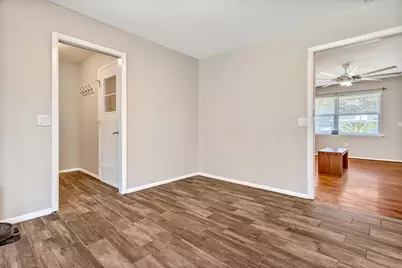 309 Cloverdale Boulevard, Fort Walton Beach, FL 32547 - Photo 13