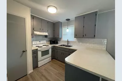 122 Hillwood Drive, Crestview, FL 32539 - Photo 3