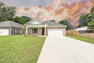19 A Bayview Dr, Shalimar, FL 32579 - Photo 1