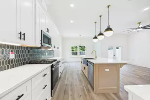 19 A Bayview Dr, Shalimar, FL 32579 - Photo 17