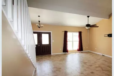 137 Palmetto Drive, Crestview, FL 32539 - Photo 3