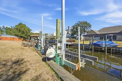 1602 Bataan Lane, Gulf Breeze, FL 32563 - Photo 35