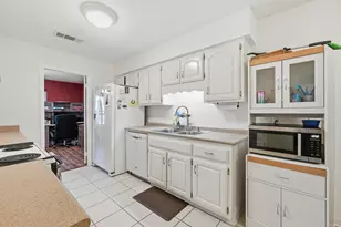 1602 Bataan Ln, Gulf Breeze, FL 32563 - Photo 11