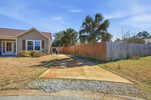 1602 Bataan Ln, Gulf Breeze, FL 32563 - Photo 31