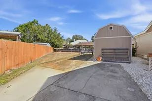 1602 Bataan Ln, Gulf Breeze, FL 32563 - Photo 43