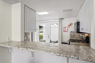 477 W Linkside Pl W, Miramar Beach, FL 32550 - Photo 9