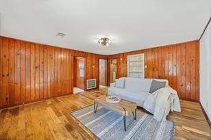 894 E Williams Ave E, Crestview, FL 32539 - Photo 3