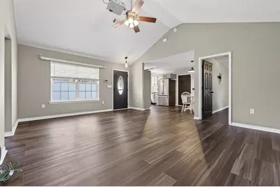 322 Strawbridge Drive, Crestview, FL 32539 - Photo 9