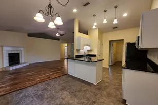 2359 Heritage Cir, Navarre, FL 32566 - Photo 7