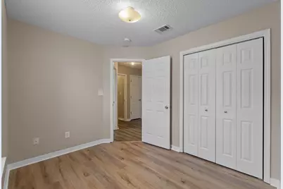 8484 Barrancas Street, Navarre, FL 32566 - Photo 17