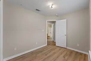 8484 Barrancas St, Navarre, FL 32566 - Photo 15