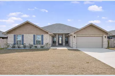 5833 Crestlake Drive, Crestview, FL 32536 - Photo 1