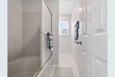 1058 E Troon Drive E, Niceville, FL 32578 - Photo 39