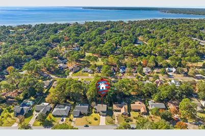 1058 E Troon Drive E, Niceville, FL 32578 - Photo 3