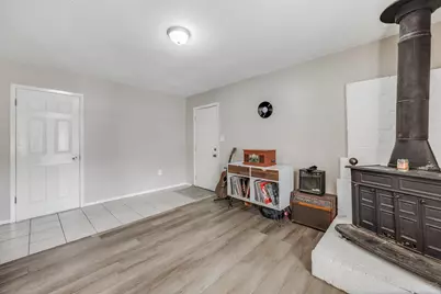 469 Stillwell Boulevard, Crestview, FL 32539 - Photo 9