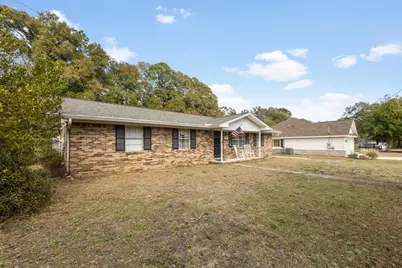 469 Stillwell Boulevard, Crestview, FL 32539 - Photo 3