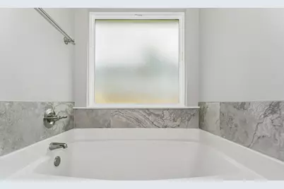 7576 Hatteras Drive, Navarre, FL 32566 - Photo 25