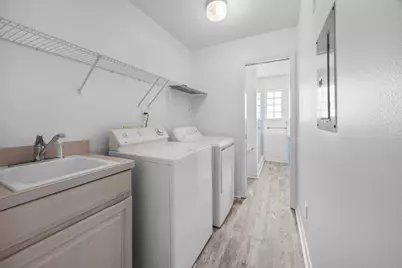 7943 Gulf Boulevard, Navarre, FL 32566 - Photo 35