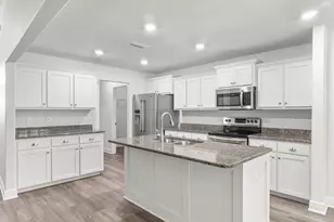 5747 Marigold Loop, Crestview, FL 32539 - Photo 9