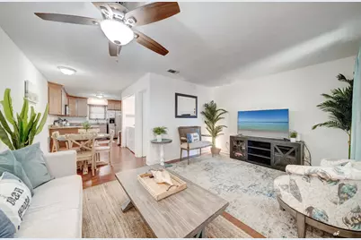 624 W Caladium Circle B, Panama City Beach, FL 32413 - Photo 7