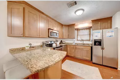 624 W Caladium Circle B, Panama City Beach, FL 32413 - Photo 11