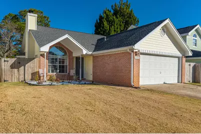 1221 Charleston Circle, Fort Walton Beach, FL 32547 - Photo 1