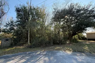 Tbd Monument Ct, Gulf Breeze, FL 32563 - Photo 1