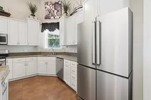 266 Florida Ave, Valparaiso, FL 32580 - Photo 17