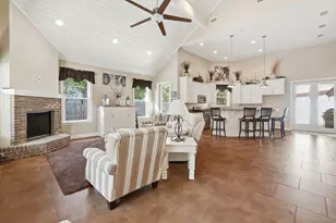 266 Florida Ave, Valparaiso, FL 32580 - Photo 7