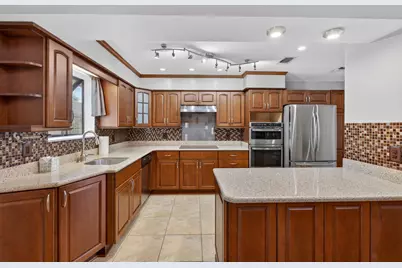 4 Palm Springs Court, Shalimar, FL 32579 - Photo 11