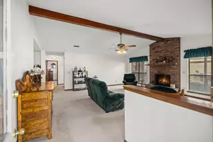 2024 Bayshore Dr, Niceville, FL 32578 - Photo 3