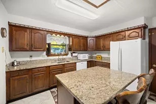 2024 Bayshore Dr, Niceville, FL 32578 - Photo 17