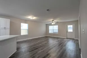 5380 Highview Dr, Crestview, FL 32539 - Photo 7