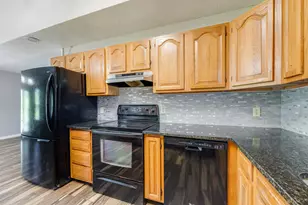 5811 Monroe St, Baker, FL 32531 - Photo 13