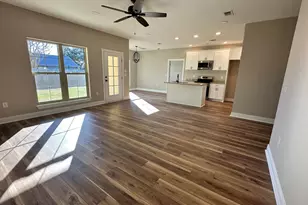 2716 Baylen Ct, Navarre, FL 32566 - Photo 3