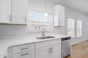 72 Riverwalk Cir, Freeport, FL 32439 - Photo 5