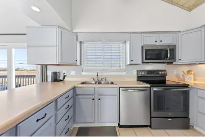 7569 White Sands Boulevard, Navarre, FL 32566 - Photo 15