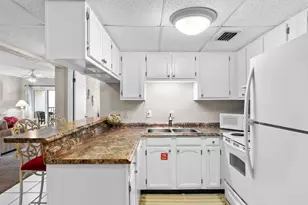 8727 Thomas Dr, Panama City Beach, FL 32408 - Photo 13