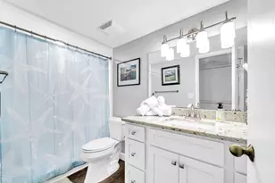 554 NW Coral Ct NW, Fort Walton Beach, FL 32548 - Photo 9