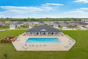 103 Riverwalk Cir, Freeport, FL 32439 - Photo 5