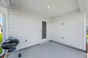 103 Riverwalk Cir, Freeport, FL 32439 - Photo 33