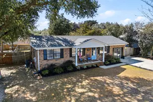 5471 Bonanza Dr, Gulf Breeze, FL 32563 - Photo 5