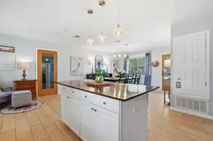 5471 Bonanza Dr, Gulf Breeze, FL 32563 - Photo 17