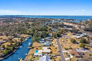 2661 Island View Dr, Panama City, FL 32405 - Photo 53