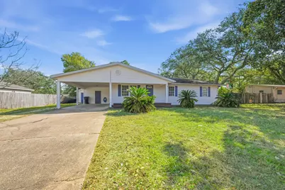 119 NW Carol Avenue, Fort Walton Beach, FL 32548 - Photo 1